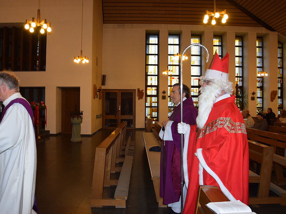 Der heilige Nikolaus in "Heilig Kreuz" Zierenberg